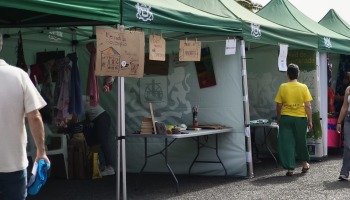 stand2